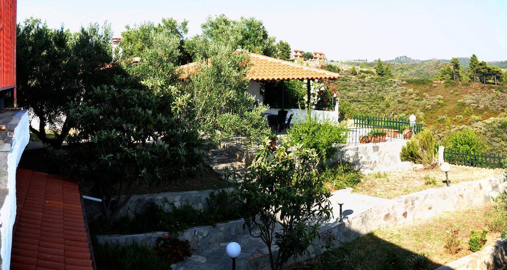 Aris Pension Aya Paraskevi Dış mekan fotoğraf